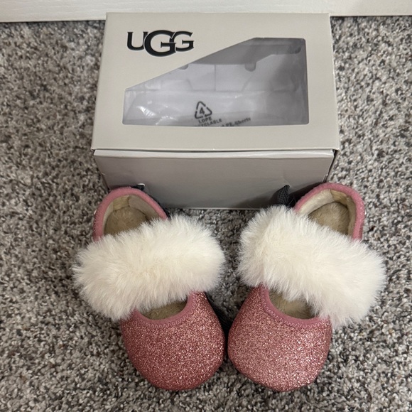 UGG Baby Sparkly Pink Slippers with Faux Fur - Picture 1 of 6